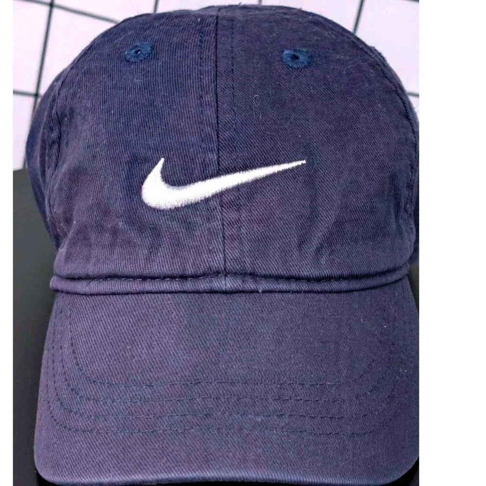 Nike ~ TODDLER ~ Navy ~ Blue Baseball Hat‎ ~ Adjustable/Embroidered Logo/Clean